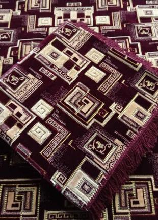 Двоспальний комплект гобеленових покривал на диван і крісла прямокутники колір бордовий