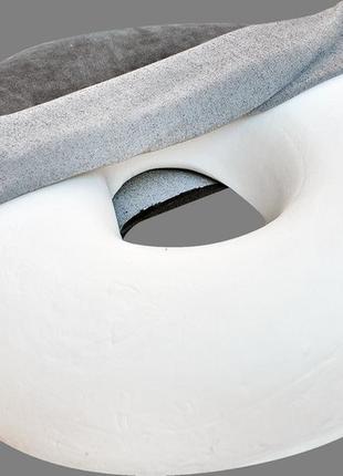 Ортопедична подушка ректальна з ефектом пам'яті olvi j2512