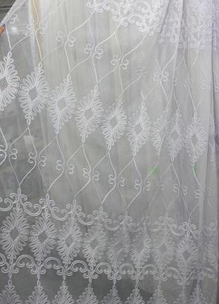 Тюль лляна з вишивкою енджі колір білий (холодний)