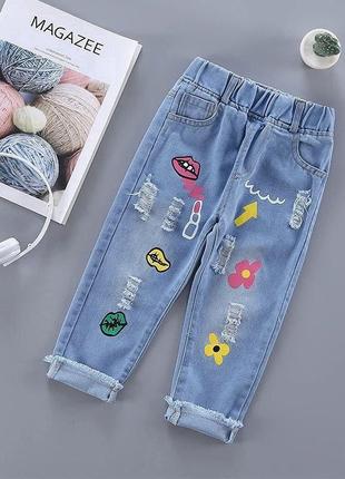 ✍🏻яркие стильные джинсы с рисунками и потертостями1 фото