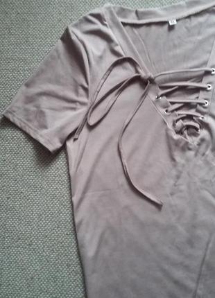 Нова футболка актуальна колір бежевий какао р 8-10