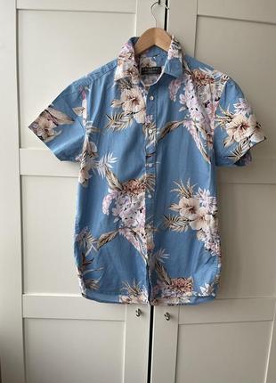 Дуже гарна гавайка  primark