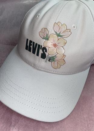 Крутая кепка levi’s 👍🏻 оригинал1 фото