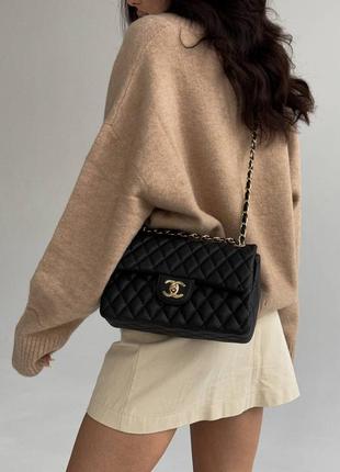 Брендовая женская сумочка шанель ченный цвет, золотая фурнитура6 фото