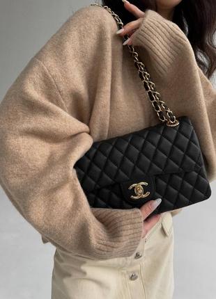 Брендовая женская сумочка шанель ченный цвет, золотая фурнитура4 фото