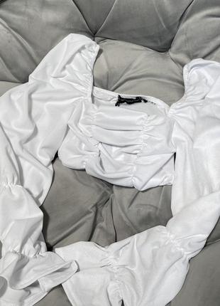 Топ з рукавами