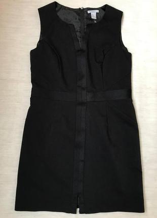 Базова чорна сукня