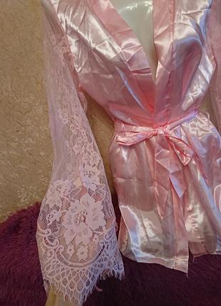 Халат шелковый и трусики новый