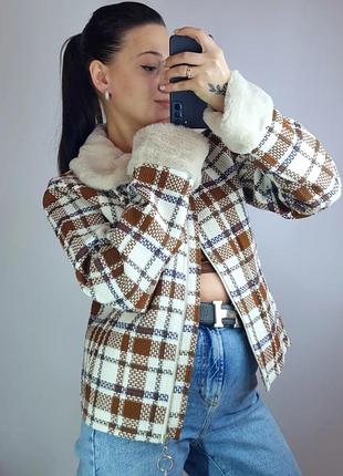 Демі дубленка