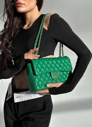 Сумочка в стилі шанель / chanel green / приваблива сумочка3 фото