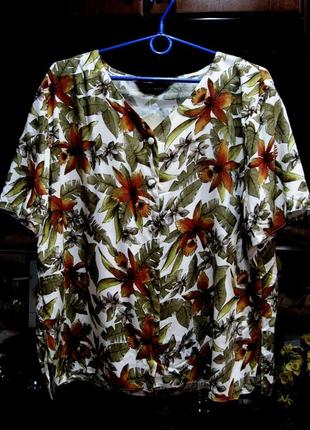 100% - вискоза! красивая блузка в цветочный  принт новая с бирками6 фото