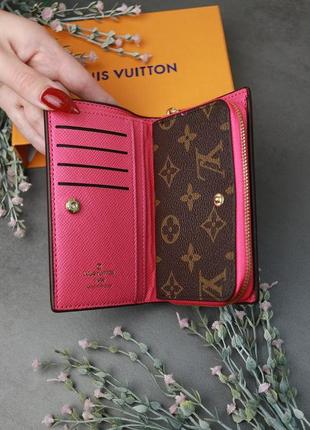 Коричневий маленький жіночий розкладний гаманець портмоне на кнопці з малиновою вставкою4 фото