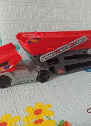 Автовоз от hot wheels