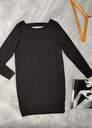 Чёрное стильное блестящие трикотажное платье с открытой спиной pieces
