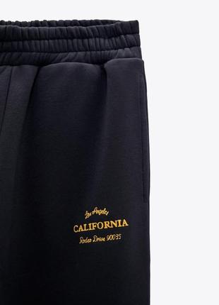 Теплые синие брюки-джоггеры с вышитой надписью california zara утепленные спортивные штаны на флисе зара5 фото