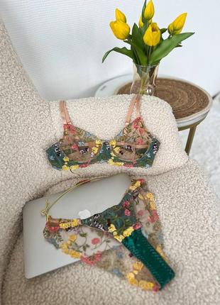 Нежный комплект сеточка с вышивкой  ⁇  цветочный комплект белья2 фото