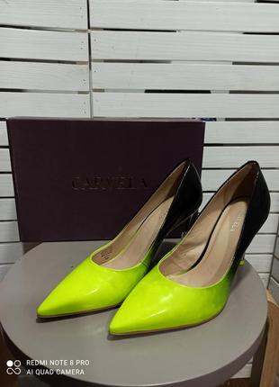 Туфли carvela