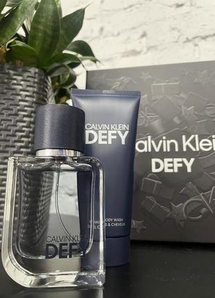 Подарунковий набір парфумів calvin klein defy