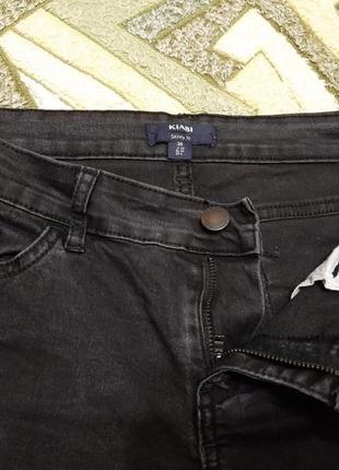 Чорні джинси скінні kiabi7 фото