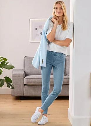 Элегантные женские эластичные джинсы от tchibo (немечки), размеры наши: 48-50(42 евро)