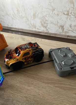 Дот из игрушек 7