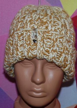 Шапка унисекс ручная работа handmade /50%шерсть /эластичная/