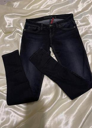 Бредовые джинсы guess skinny( оригинал)1 фото