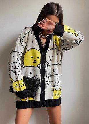 Кофта кардиган  на пуговицах вязаный коты