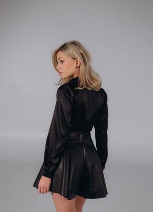 Кожаные черные юбка - шорты шорты7 фото