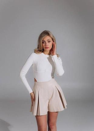 Кожаные молочные бежевые юбка - шорты шорты