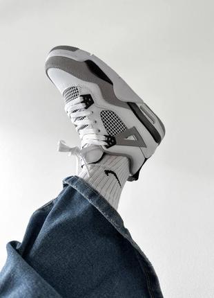 Жіночі кросівки air jordan 4 retro “white/grey3 фото