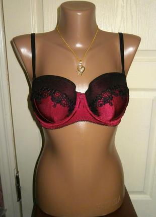 Жіночий бюстгальтер 80b c&a