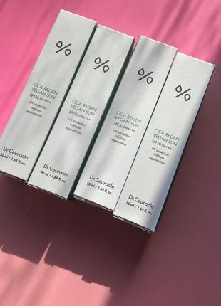 Солнцезащитный крем с центеллой dr ceuracle cica regen vegan sun spf 50