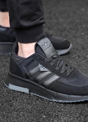 Кроссовки adidas черные / классические кроссовки адидас2 фото