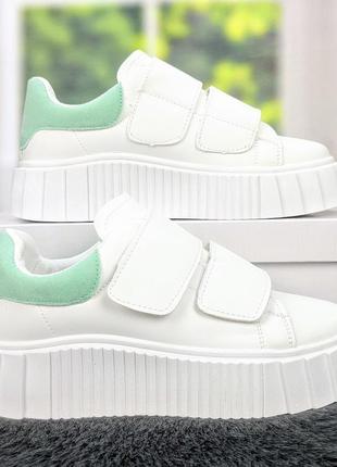 Кросівки жіночі білі на липучках xifa екошкіра на олійній підошві