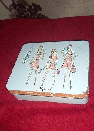 Коробочка для дрібниць