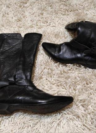 Зимние, кожаные сапоги фирмы otra coca.размер 39.сапоги кожаные