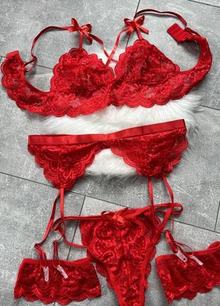 Сексуальное красное женское нижнее белье: лиф без пушап, трусики, пояс, подвязки