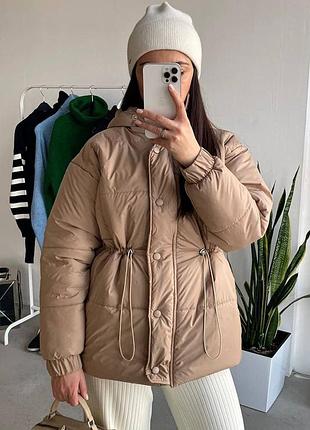 Жіноча зимова куртка