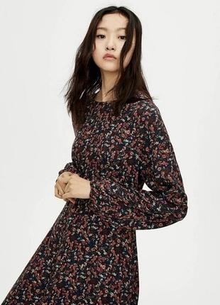 Платье в цветы pull &amp; bear4 фото