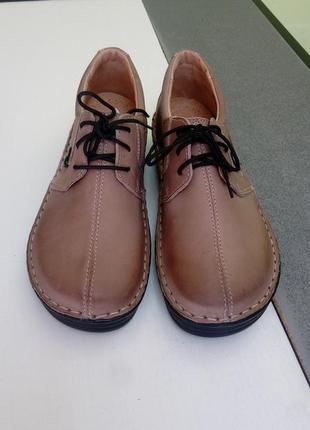 Туфлі супер комфорт. з мякоі шкіри на шнурках