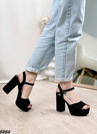 ❤️ шикарные замшевые босоножки на каблуке