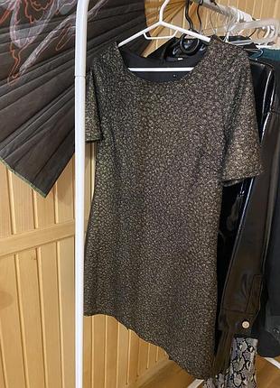 Интересное короткое платье