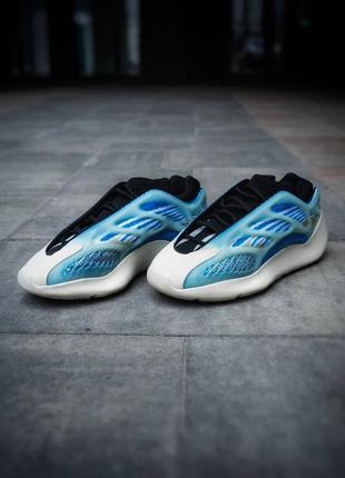 Жіночі кросівки adidas yeezy 700 v3 arzareth