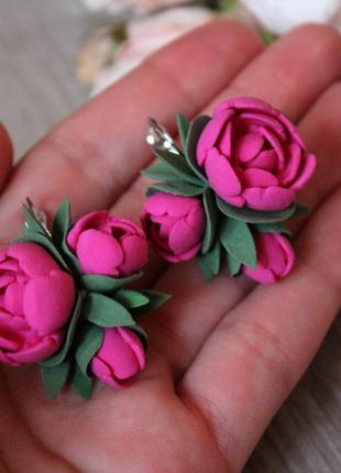 Cережки цвета фуксия с пионами ручной работы
