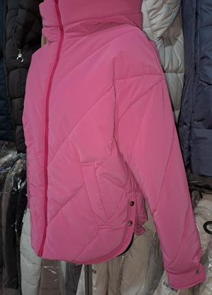 Стильная демисезонная женская куртка бархат5 фото