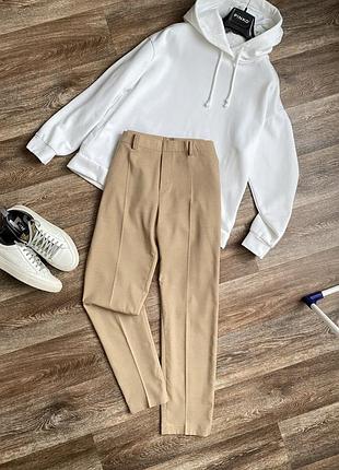 Стильні качествені брюки uniqlo штани беж италия peserico filippi