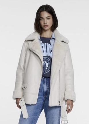Дублянка stradivarius