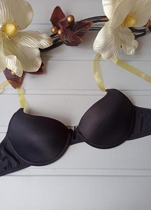 Гладкий бюстгальтер с силиконовыми бретелями. 80аа