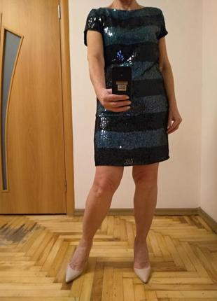 Шикарное платье расшито паетками. размер 12-145 фото